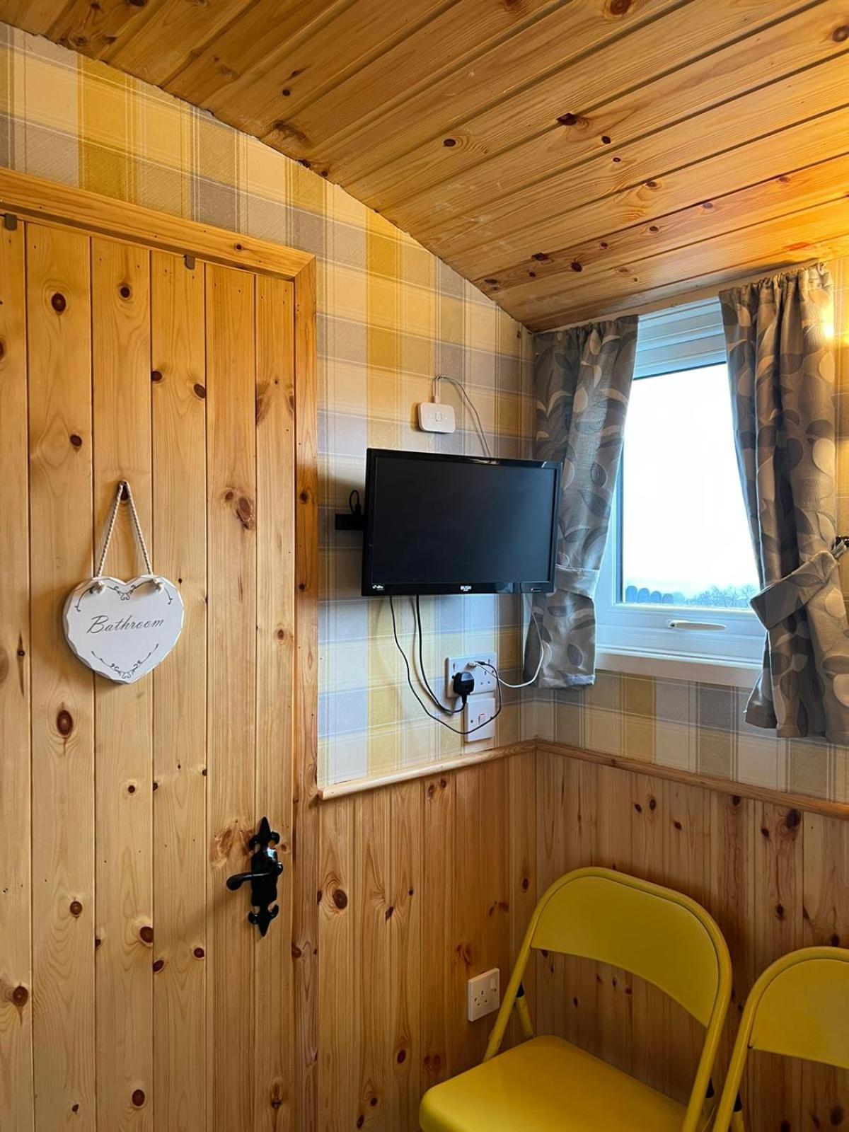 Luxury tent Shepherds Hut Greencastle Omagh